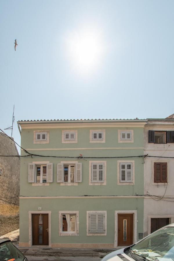 Apartments Nesatcium Pula Exterior foto